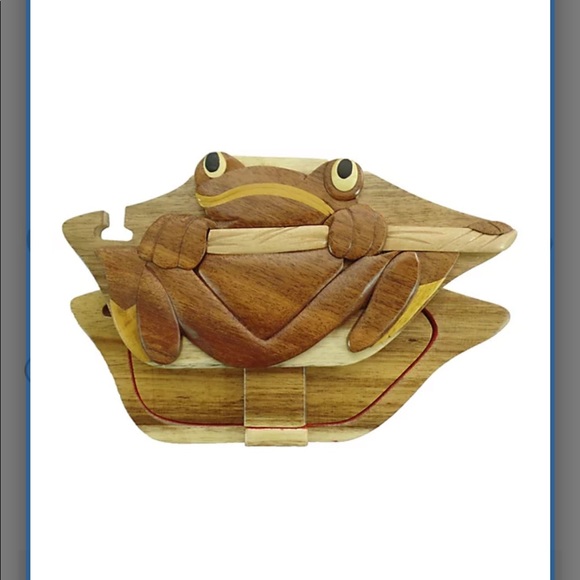 Carver Dan “Rainforest Coqui Tree Frog”Puzzle Box - Picture 3 of 6
